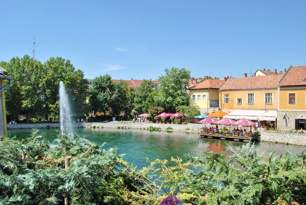 Topart Apartman Тапольца Номер фото